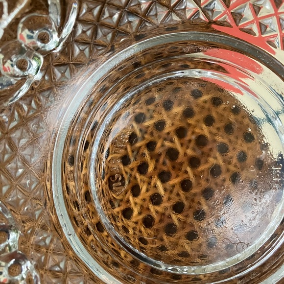 Vintage Kig Malaysia Clear Glass Heart & Fleur De Lis Design - Picture 12 of 16